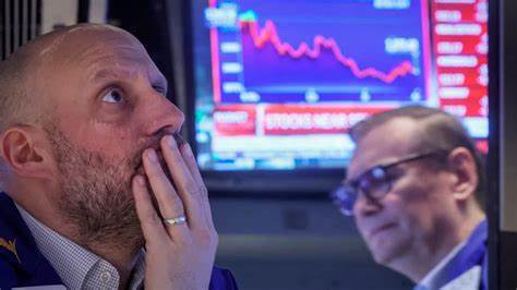 Il VIX vola oltre quota 40: cosa significa e quali rischi comporta