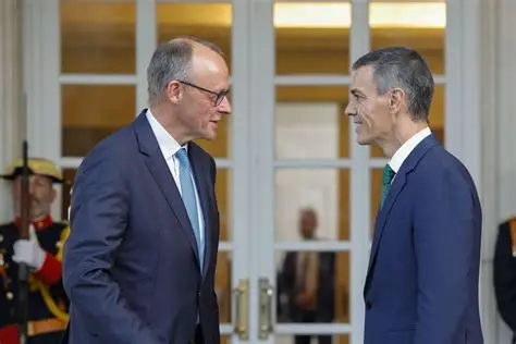 Germania contro Spagna: “Usano i fondi UE per pagare le loro pensioni”. Ma la realtà è diversa