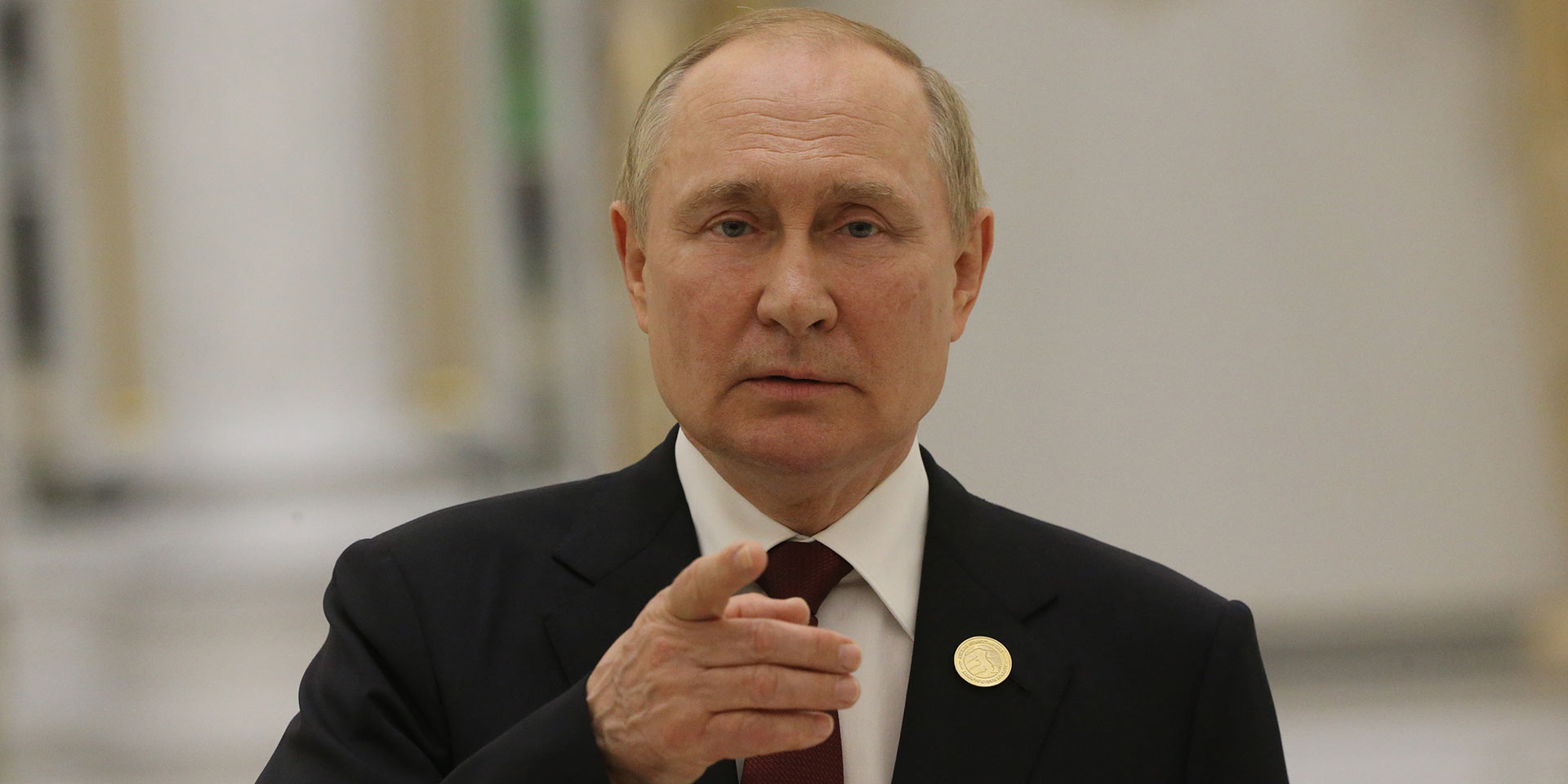 Crepe nel Cremlino: anche l’élite russa vuole la fine del conflitto in Ucraina mentre la guerra diventa insostenibile