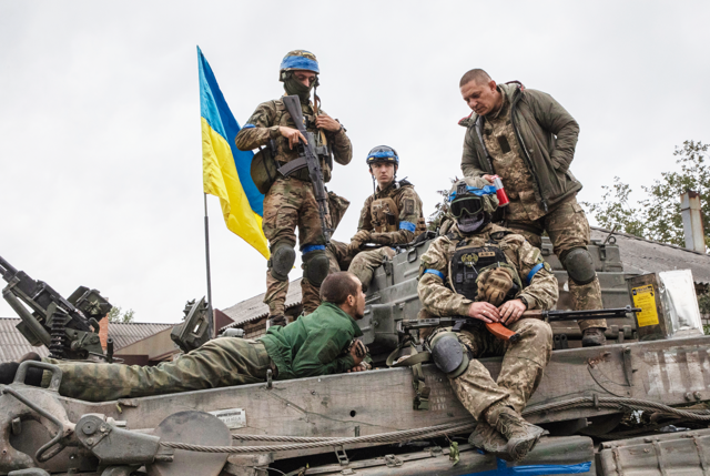 Ucraina, la nuova riforma militare per cercare di trattenere soldati e attirare nuovi arruolati