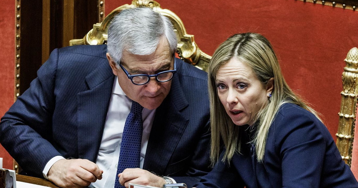 Intercettazioni a strascico, cosa sono e perché stanno facendo discutere la destra al governo
