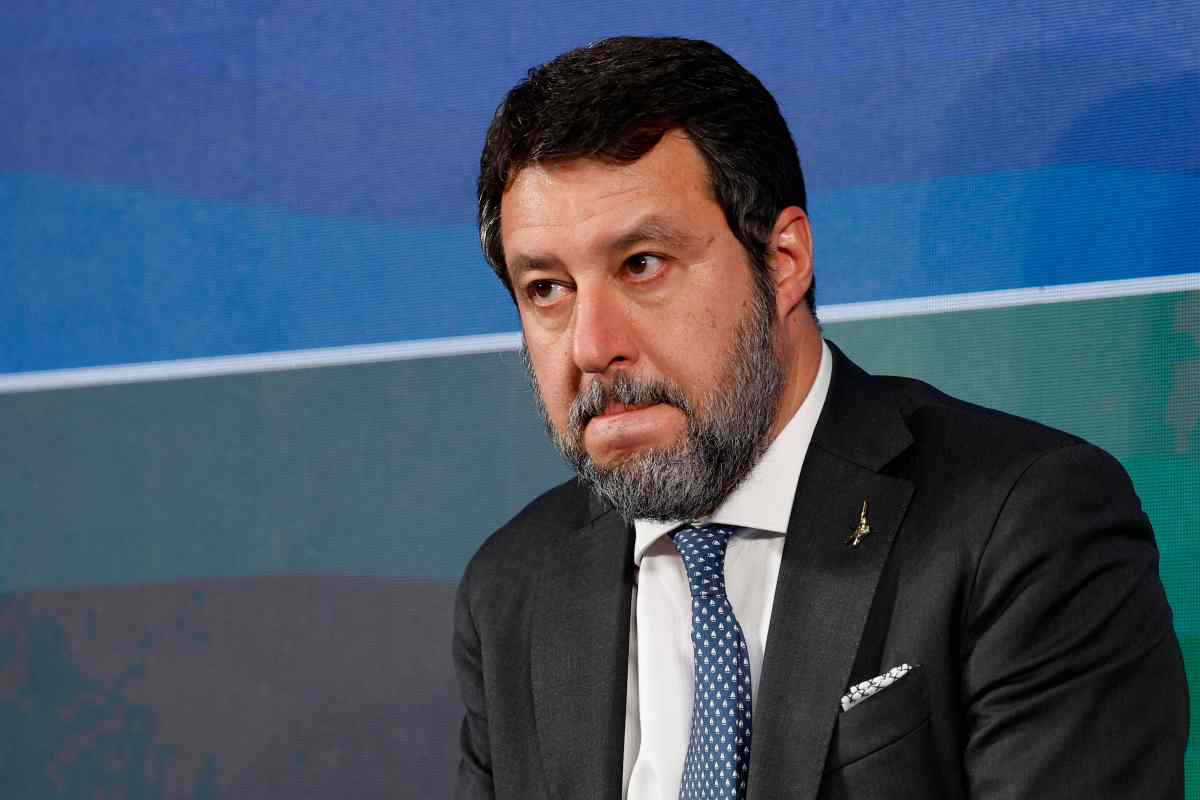 Pec per automobilisti, Salvini fa marcia indietro: Non sarà nel Codice della Strada”