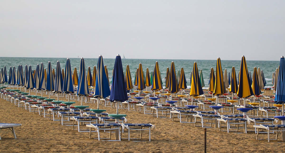 Concessioni balneari, il Consiglio di Stato mette la parola fine: niente più proroghe, gare pubbliche entro settembre 2027