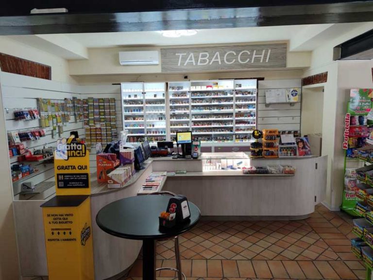 Sigarette e tabacchi: come cambiano prezzi dal 14 ottobre, aumenti per stick e trinciati e rincari previsti nel 2027-2028