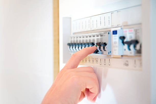Tetto al gas oltre 60 euro per MWh: l’intesa Italia-Ue sul decreto Bollette potrebbe ridurre dell’ elettricità ma ma il risparmio in bolletta resta incerto